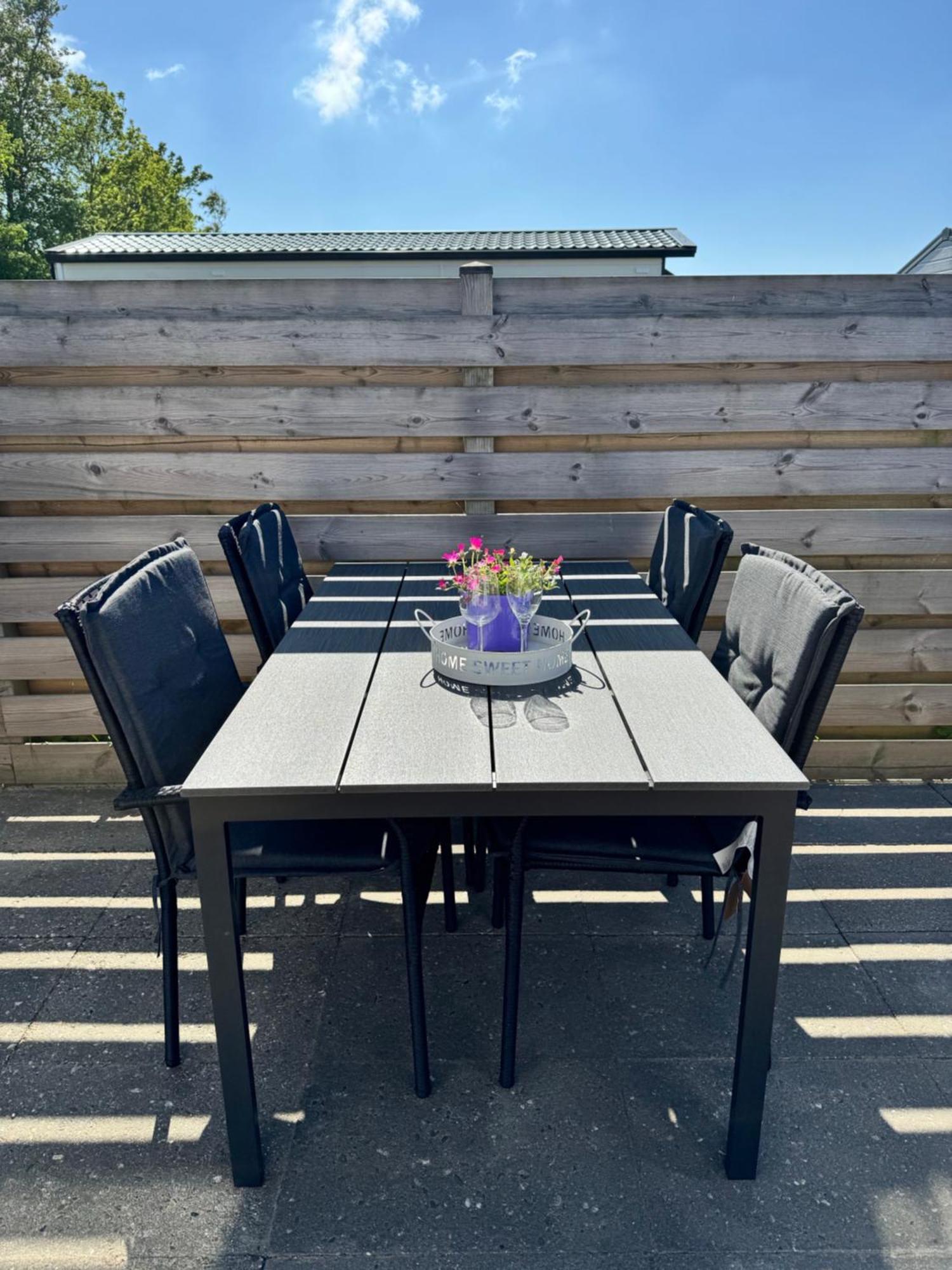 Prachtig Chalet Zonnestraal Westerland Екстериор снимка